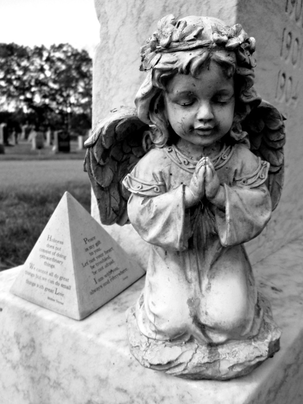 angel-sacred-heartcemetery-webster-ma-2